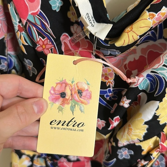 NWT Entro Carly Floral Romper Large - Picture 7 of 9
